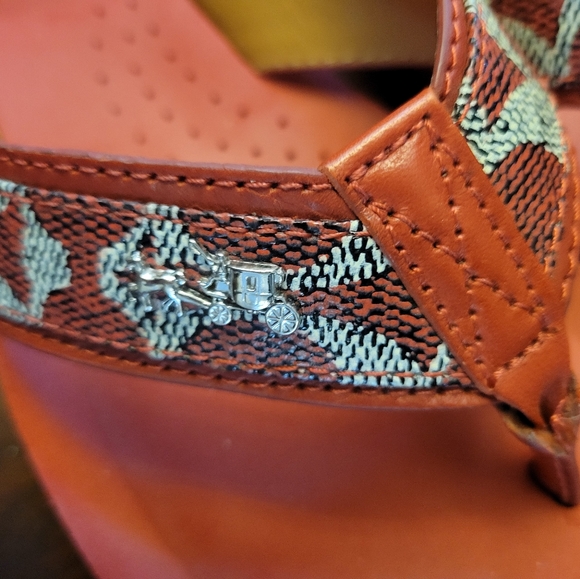 Coach red women's sandals - Picture 4 of 5